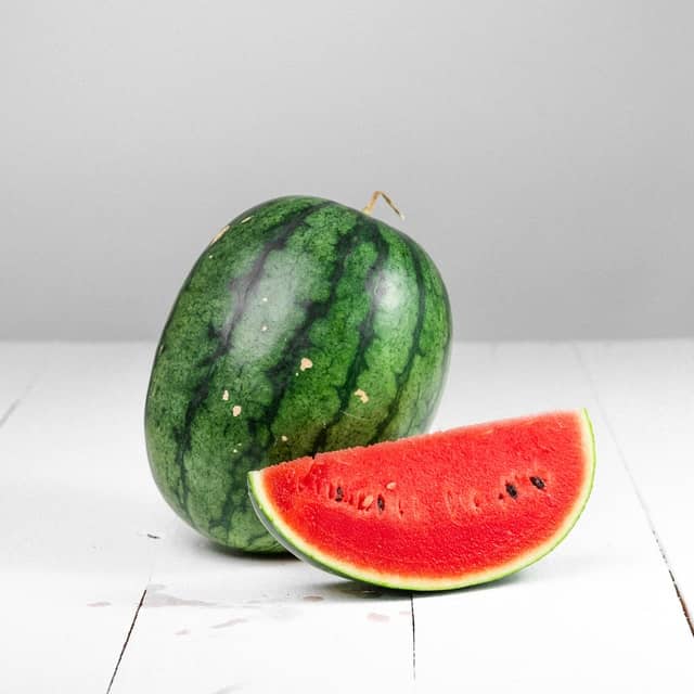 Health Benefits Of Watermelon - Tarbooz K Fayde Urdu